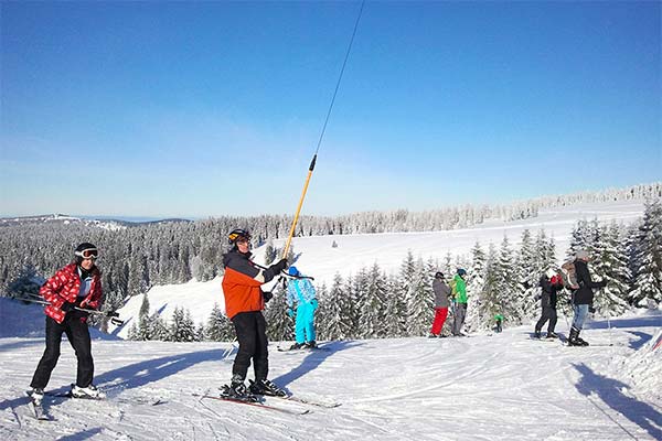 Zahlreiche Wintersportmöglichkeiten in der Nähe